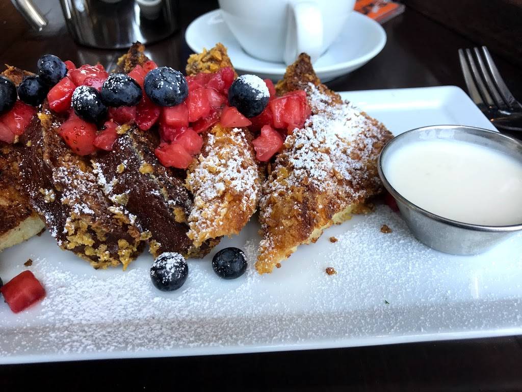 Blu Jam Cafe | restaurant | 12400 Wilshire Blvd #150, Los Angeles, CA 90025, USA | 4242562302 OR +1 424-256-2302