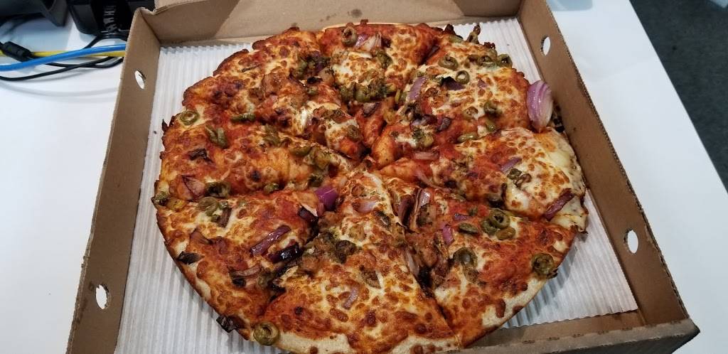 Pizza Hut | meal delivery | 9990 The Gore Rd, Brampton, ON L6P 2L1, Canada | 2899481078 OR +1 289-948-1078