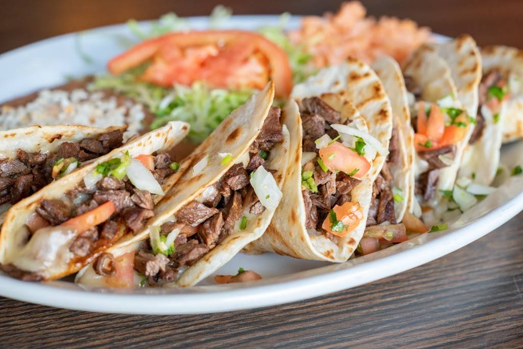 Pepes Mexican Restaurant | restaurant | 3231 W 63rd St, Chicago, IL 60629, USA | 7737786673 OR +1 773-778-6673