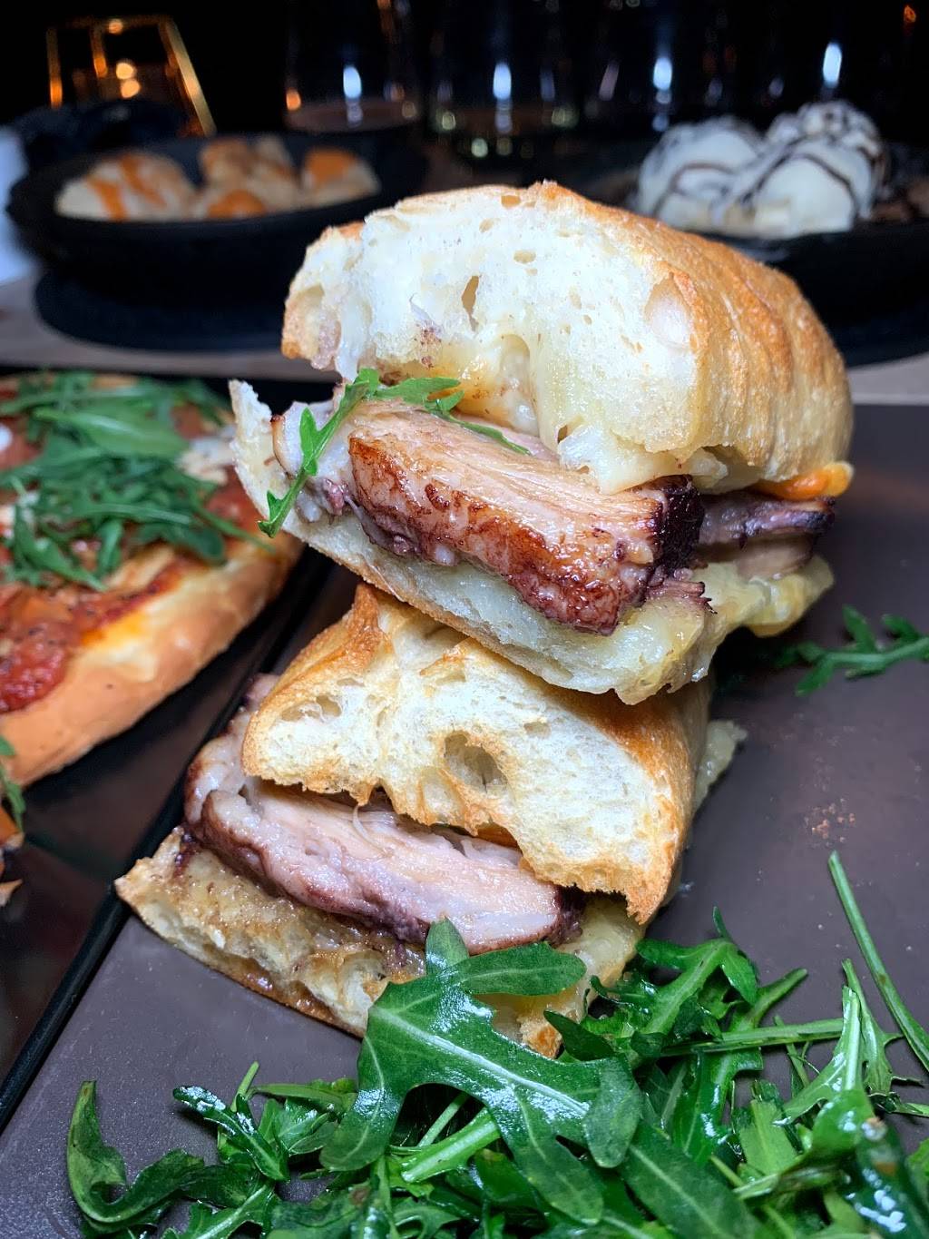 District Wine | restaurant | 144 Linden Ave, Long Beach, CA 90802, USA | 5626120411 OR +1 562-612-0411