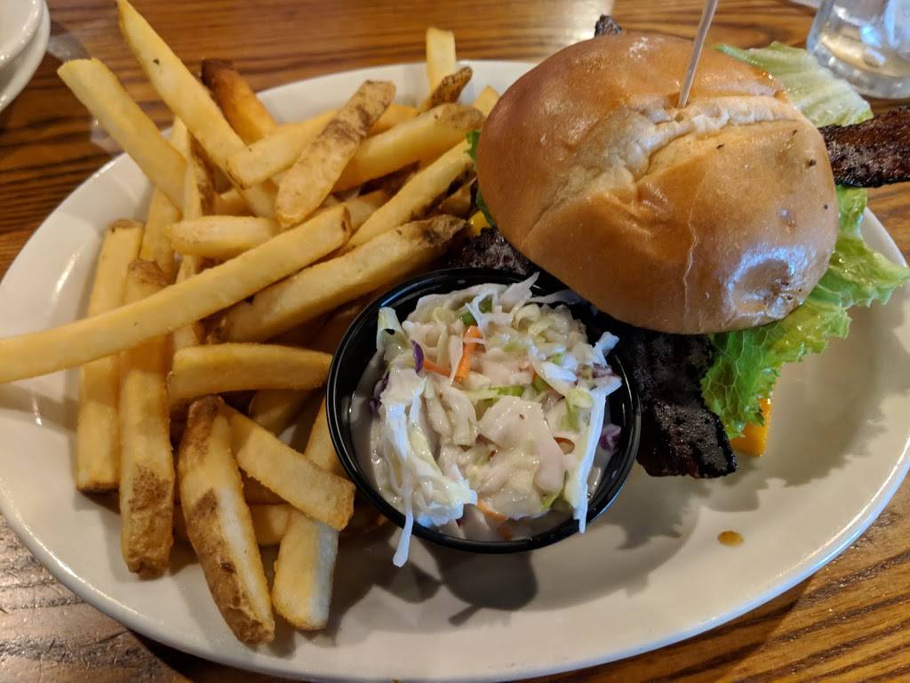 Cracker Barrel Old Country Store | restaurant | 6940 Sunset Strip Ave NW, North Canton, OH 44720, USA | 3309661144 OR +1 330-966-1144