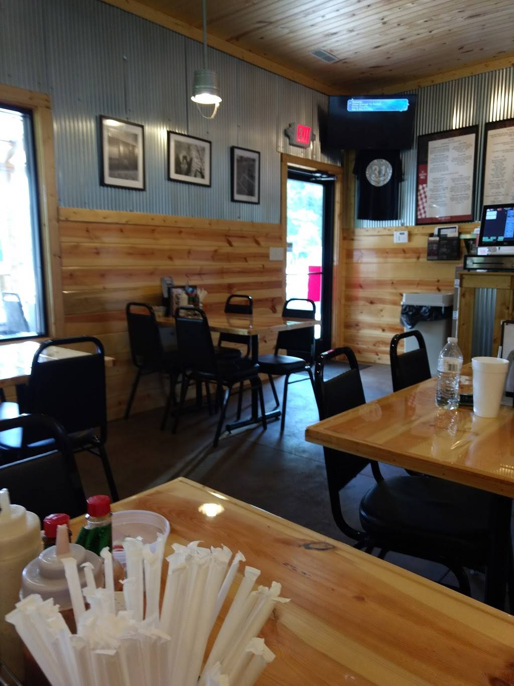 31 South BBQ | restaurant | 13765-13769 Columbia Hwy, Lynnville, TN 38472, USA | 9315273373 OR +1 931-527-3373