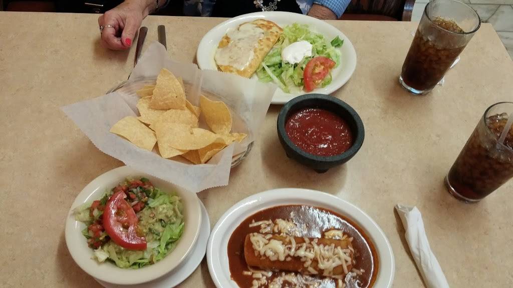 El Cazador Mexican Grill | restaurant | 1901 Cogswell Ave, Pell City, AL 35125, USA | 2053387585 OR +1 205-338-7585