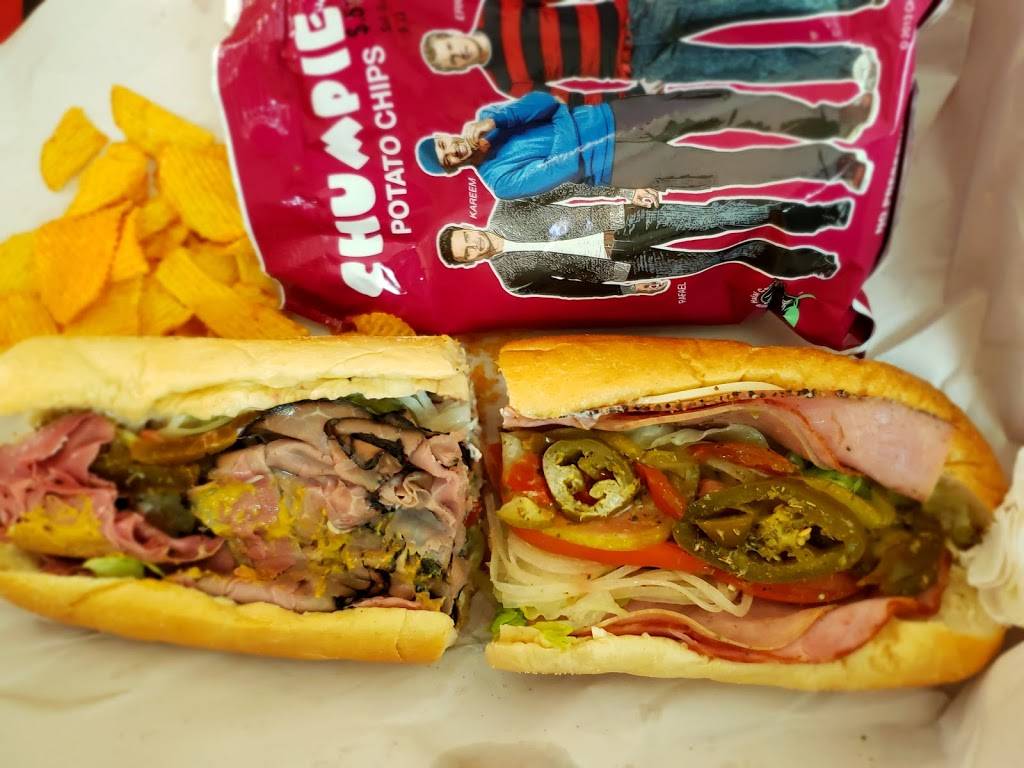 Cottons Place | restaurant | 310 S 52nd St, Philadelphia, PA 19143, USA | 2154768024 OR +1 215-476-8024