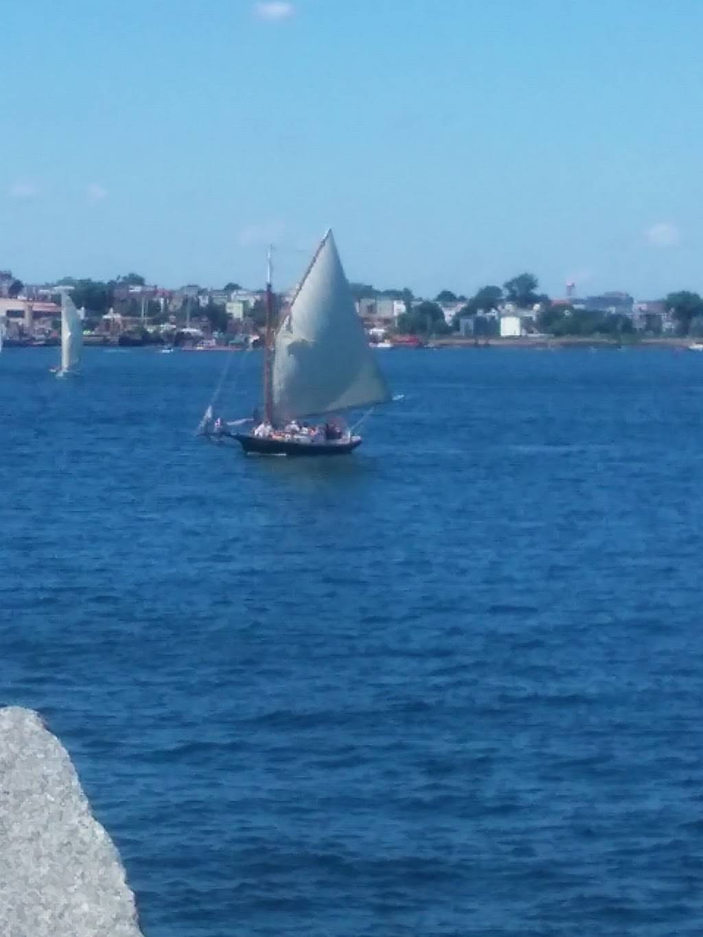 Boston Seafood | restaurant | 8 Fid Kennedy Ave, Boston, MA 02210, USA | 6174231777 OR +1 617-423-1777