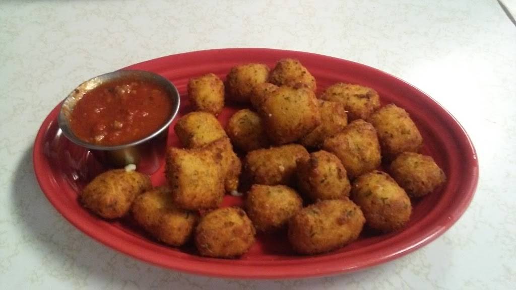 Grams Diner | restaurant | 13 Main St, Adams, NY 13605, USA | 3152324881 OR +1 315-232-4881