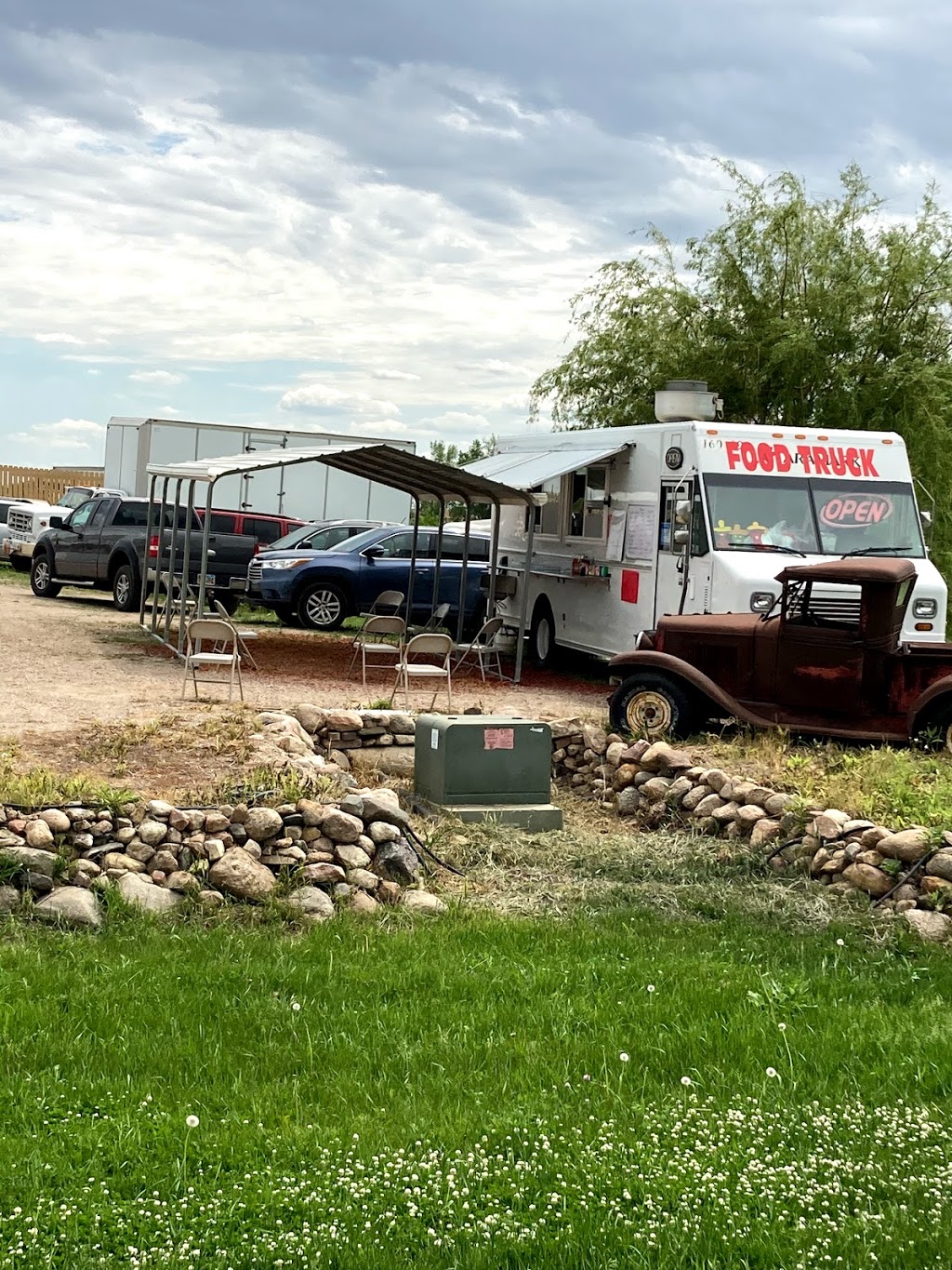 Taqueria Suyapa | restaurant | 46923 271st St, Tea, SD 57064, USA | 6052518906 OR +1 605-251-8906