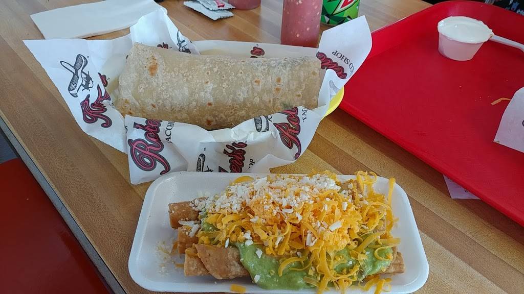 Robertos Taco Shop | restaurant | 444 Broadway, Chula Vista, CA 91910, USA | 6194250444 OR +1 619-425-0444
