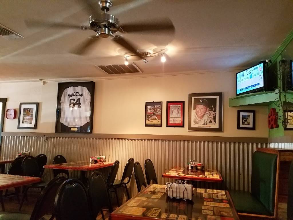 Brunos Pizza | restaurant | 1400 S Vine Ave, Tyler, TX 75701, USA | 9035951676 OR +1 903-595-1676