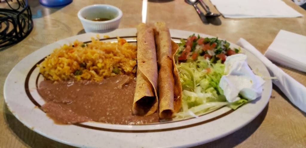 El Tiburón Seafood & Grill | restaurant | 5522 Columbia Ave, Dallas, TX 75214, USA | 2142382955 OR +1 214-238-2955