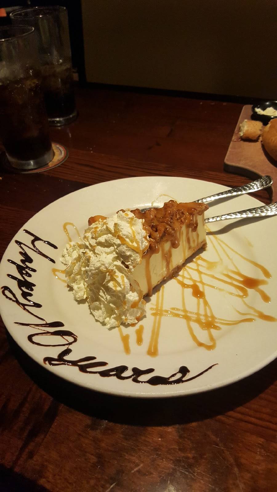 LongHorn Steakhouse | meal takeaway | 196 Town Center Pkwy, Slidell, LA 70458, USA | 9856499390 OR +1 985-649-9390