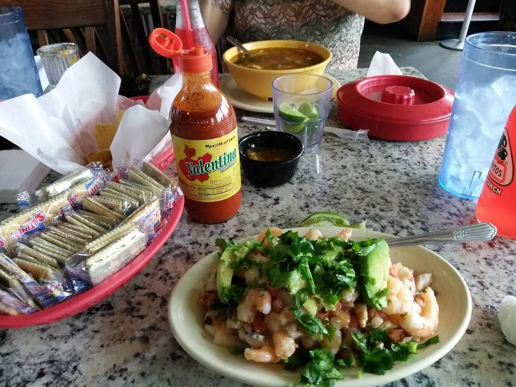 El Pulpo Restaurant | restaurant | 214 W Pioneer Pkwy, Grand Prairie, TX 75051, USA | 9722829998 OR +1 972-282-9998