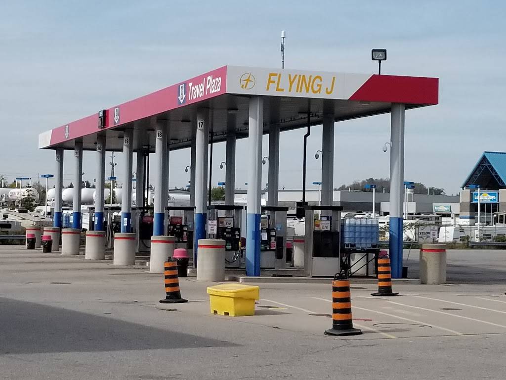 Flying J Travel Center | restaurant | 2492 Cedar Creek Rd, Ayr, ON N0B 1E0, Canada | 5196249578 OR +1 519-624-9578