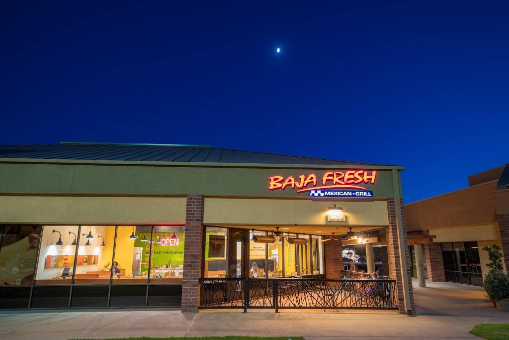 Baja Fresh | restaurant | 1020 Shaw Ave Ste B, Clovis, CA 93612, USA | 5593227000 OR +1 559-322-7000
