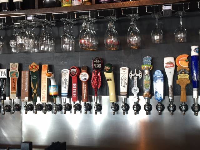 The Slip Bar and Eatery | restaurant | 120 N. International Boardwalk, Redondo Beach, CA 90277, USA | 3103768910 OR +1 310-376-8910