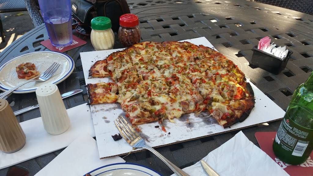 Rons Pizza & Ribs | restaurant | 1 S Main St, Miamisburg, OH 45342, USA | 9378664321 OR +1 937-866-4321