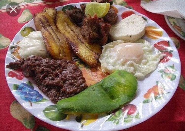 Tocoa in the House | restaurant | 1981 Clinton St, Aurora, CO 80010, USA | 3038563413 OR +1 303-856-3413