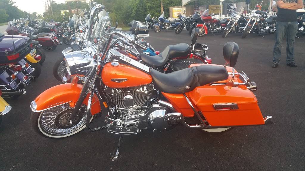 Ten Mile Inn | restaurant | 7229 W Broad St, Galloway, OH 43119, USA | 6144657021 OR +1 614-465-7021