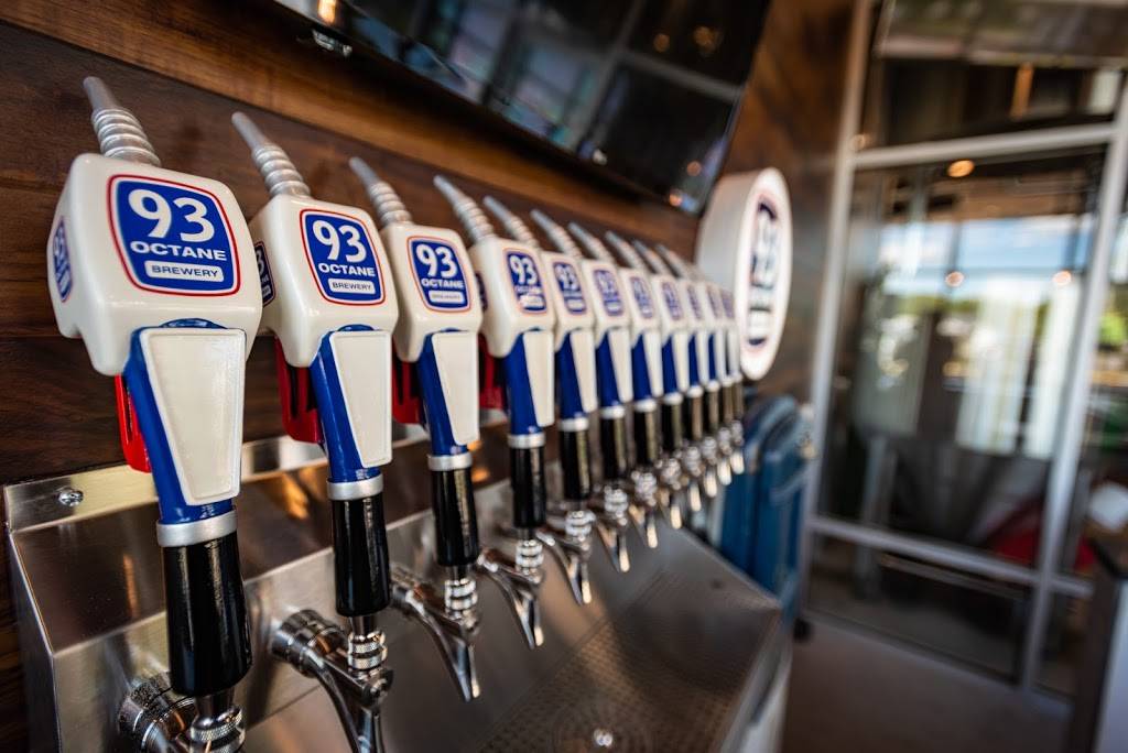 93 Octane Brewery | restaurant | 1825 Lincoln Hwy, St. Charles, IL 60174, USA | 6305490332 OR +1 630-549-0332
