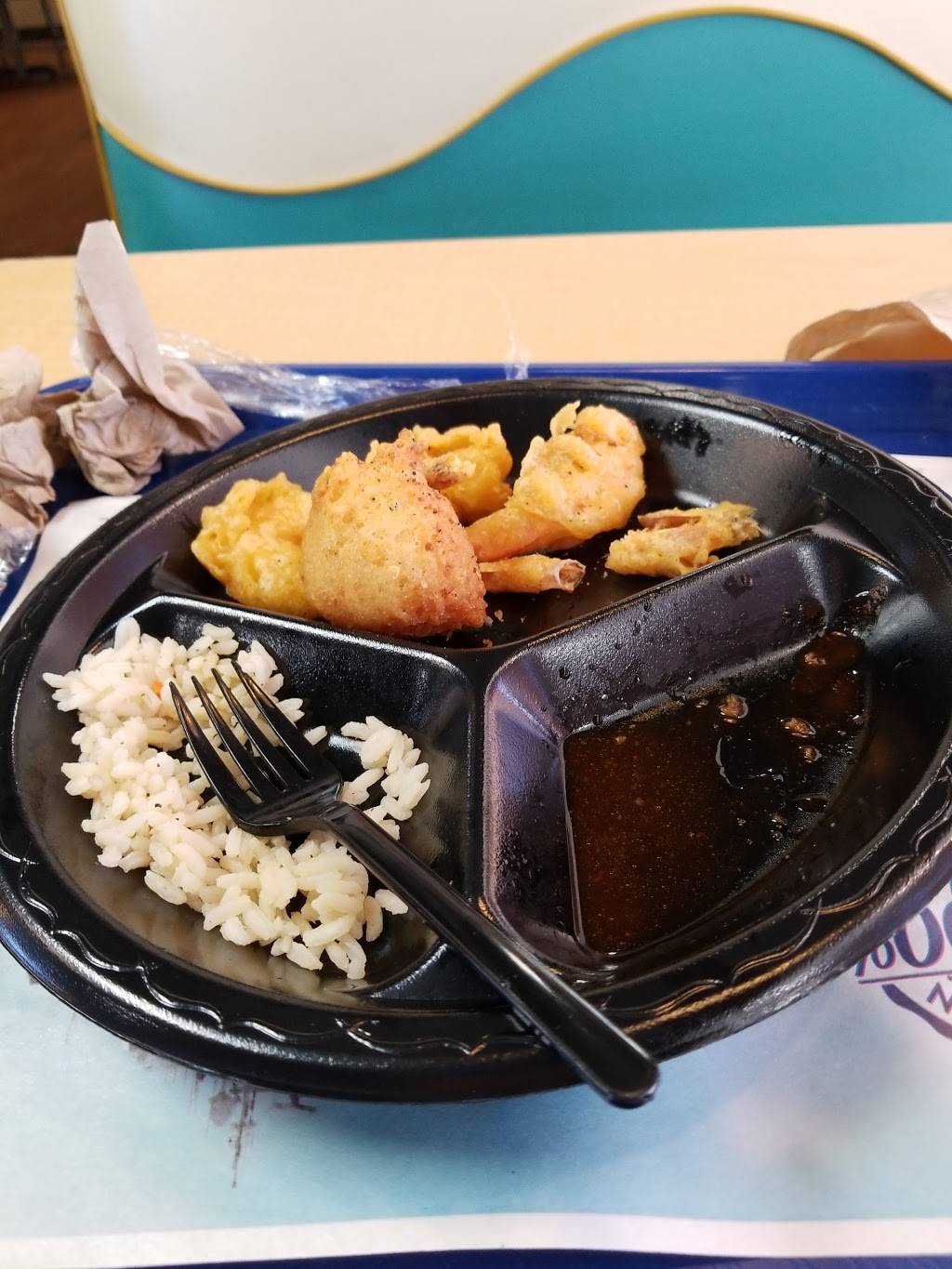 Long John Silvers | restaurant | 10780 Brookpark Rd, Cleveland, OH 44130, USA | 2162670474 OR +1 216-267-0474