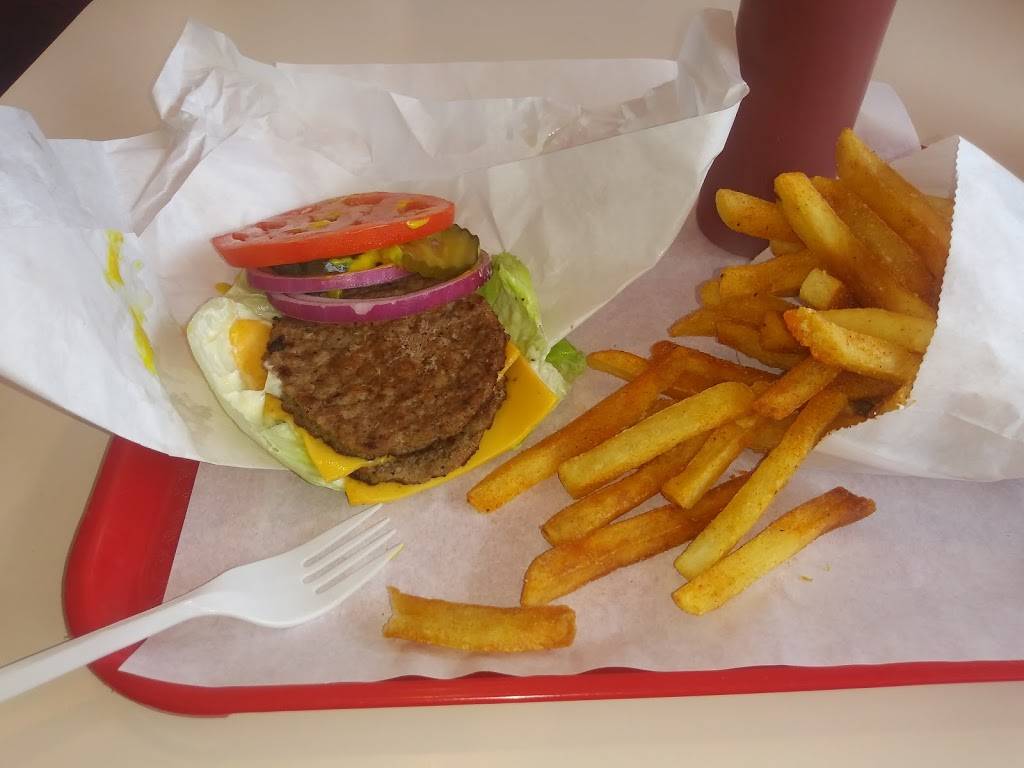 Wimpys Hamburgers | restaurant | 495 E Tulare St, Dinuba, CA 93618, USA | 5593155732 OR +1 559-315-5732