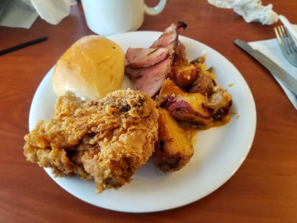 Golden Corral Buffet & Grill | restaurant | 101 Volvo Pkwy, Chesapeake, VA 23320, USA | 7575492819 OR +1 757-549-2819