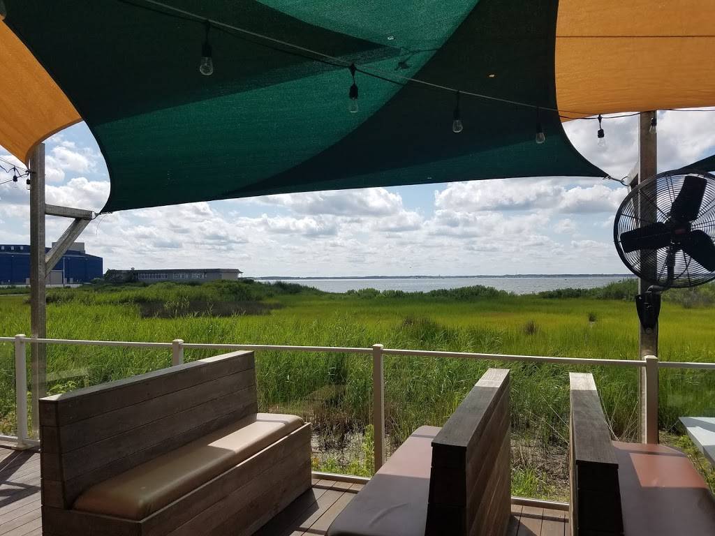 Kunus Tiki Bar | restaurant | 4301 Coastal Hwy, Ocean City, MD 21842, USA | 4105246263 OR +1 410-524-6263