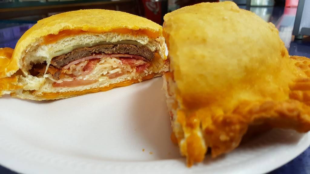 Chimi Mundo | restaurant | 9805 Atlantic Ave, Ozone Park, NY 11416, USA | 7188468636 OR +1 718-846-8636