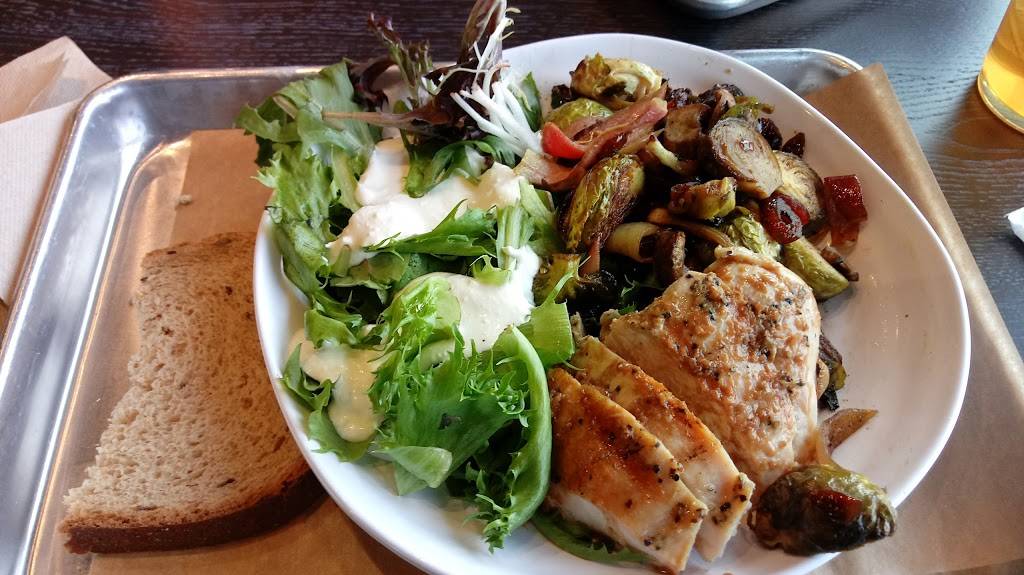 CoreLife Eatery | restaurant | 4335 E 82nd St, Indianapolis, IN 46250, USA | 3175379815 OR +1 317-537-9815