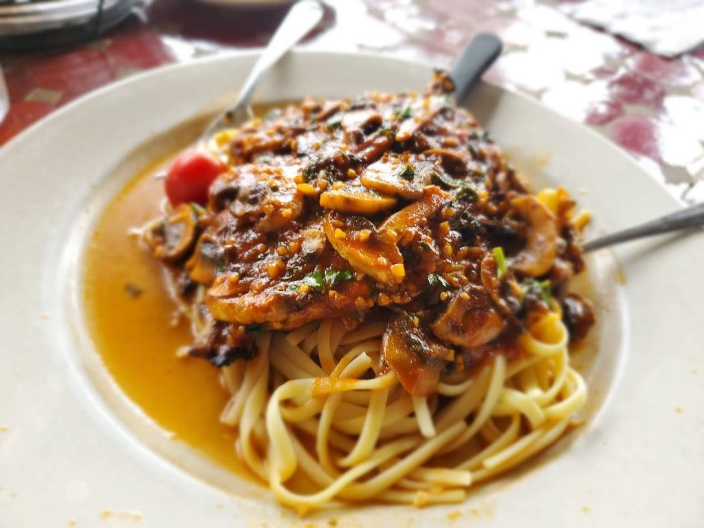 Noodles Italian Kitchen | restaurant | 3748 Mall Ave, Fayetteville, AR 72703, USA | 4794437100 OR +1 479-443-7100