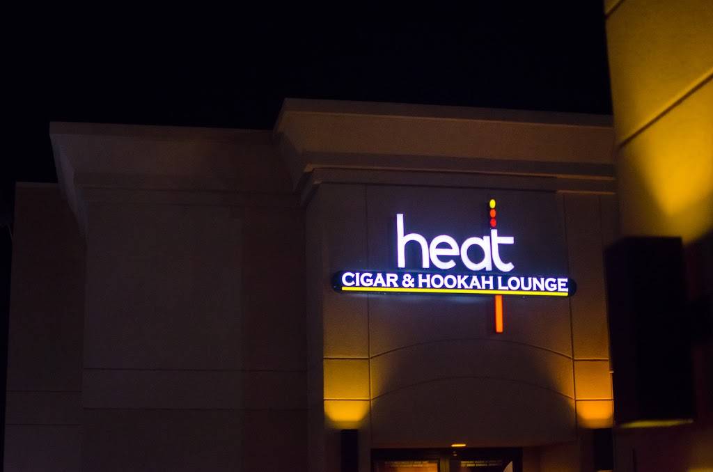 Heat Lounge | restaurant | 338 N Rock Rd, Wichita, KS 67206, USA | 3162608895 OR +1 316-260-8895