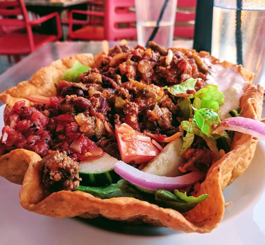 Broadway Bar & Grill | restaurant | 665 Earl Armstrong Rd, Gloucester, ON K1V 2G2, Canada | 6138229147 OR +1 613-822-9147