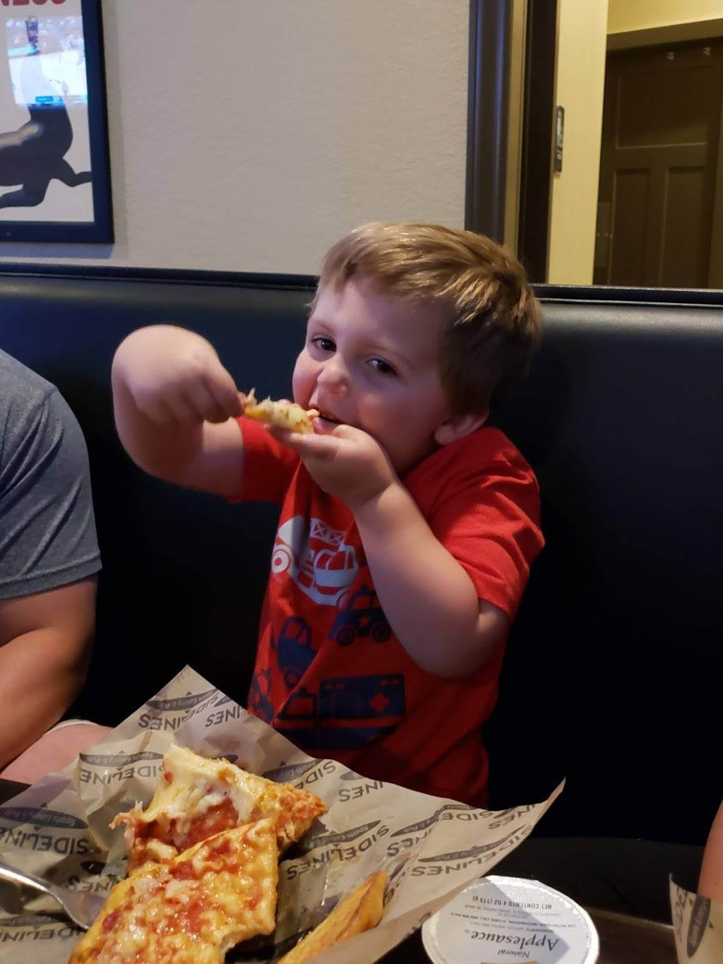 Sidelines Sports Eatery - Sylvania | restaurant | 6060 Renaissance Pl, Toledo, OH 43623, USA | 4197241800 OR +1 419-724-1800