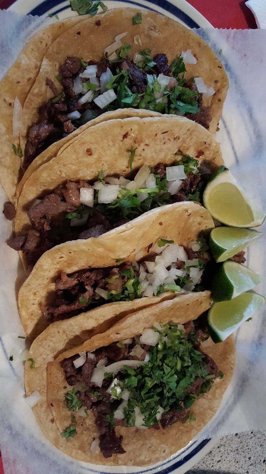 La Escollera | restaurant | 5834 E Washington St, Indianapolis, IN 46219, USA | 3173759556 OR +1 317-375-9556