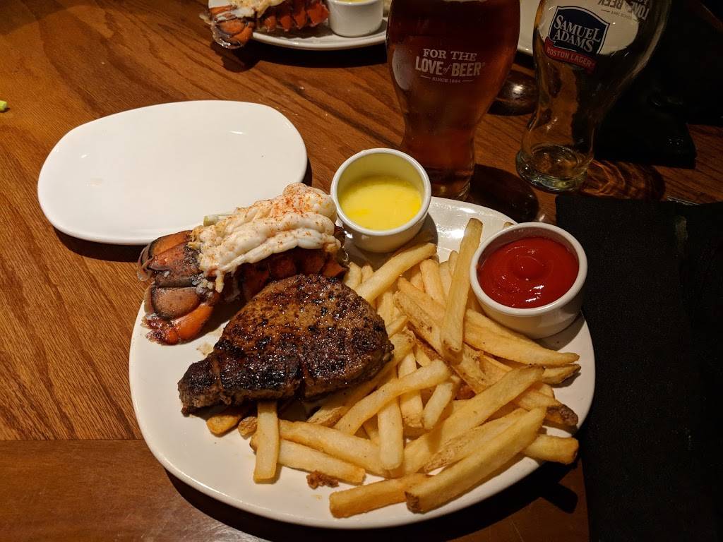 Outback Steakhouse | restaurant | 1900 4th St N, St. Petersburg, FL 33704, USA | 7278982016 OR +1 727-898-2016