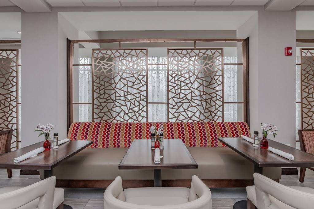 The Douglas Kitchen and Bar | restaurant | 1208 E Douglas Rd, Mishawaka, IN 46545, USA | 5742584408 OR +1 574-258-4408