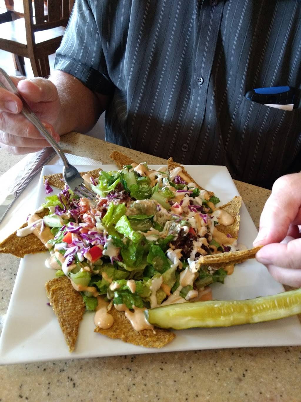 Present Moment Cafe | cafe | 226 W King St, St. Augustine, FL 32084, USA | 9048274499 OR +1 904-827-4499