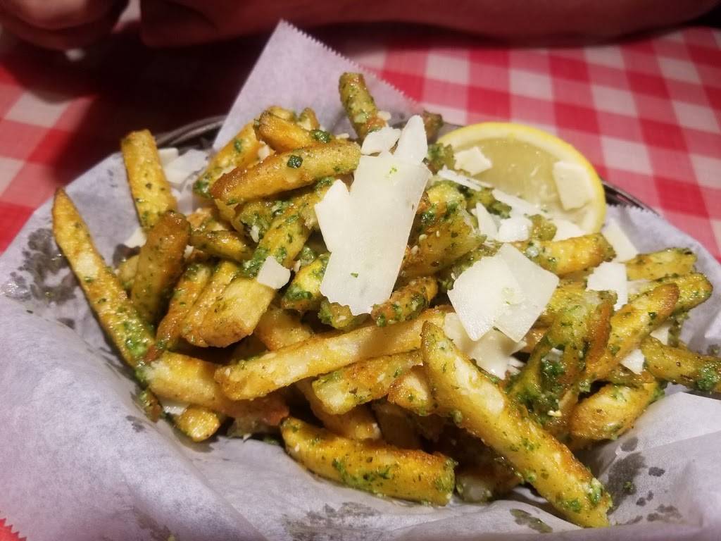 Tomasinos Pizza III | restaurant | 920 International Pkwy #1016, Lake Mary, FL 32746, USA | 4073337499 OR +1 407-333-7499