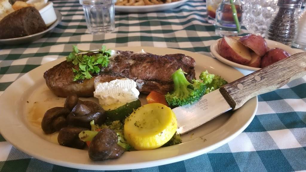 Grande Mere Inn | restaurant | 5800 Red Arrow Hwy, Stevensville, MI 49127, USA | 2694293591 OR +1 269-429-3591