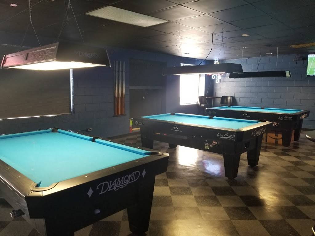 On The Rail Bar & Grill | restaurant | 465 E Main St, Easley, SC 29640, USA | 8646716062 OR +1 864-671-6062