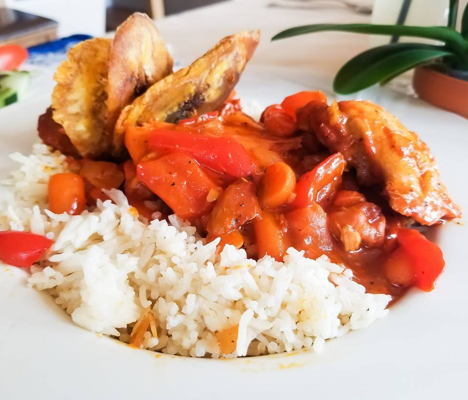 La Fonda del Bosque | restaurant | 1701 4th St SW, Albuquerque, NM 87102, USA | 5052385316 OR +1 505-238-5316