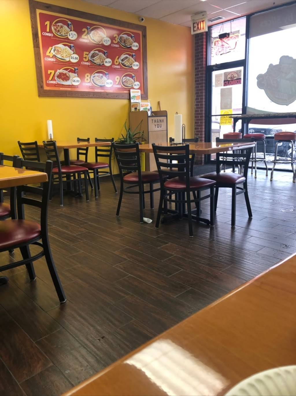 Monicas Pizza | restaurant | 6448 S Pulaski Rd, Chicago, IL 60629, USA | 7737358160 OR +1 773-735-8160