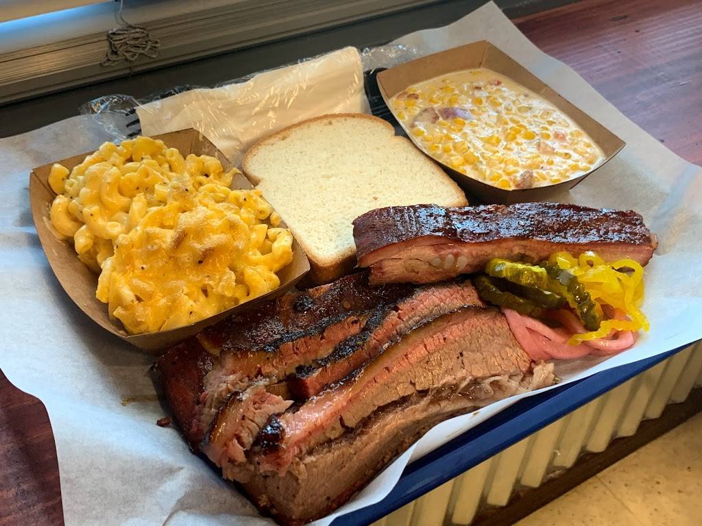 Smoke-A-Holics BBQ | restaurant | 1417 Evans Ave, Fort Worth, TX 76104, USA | 8173865658 OR +1 817-386-5658