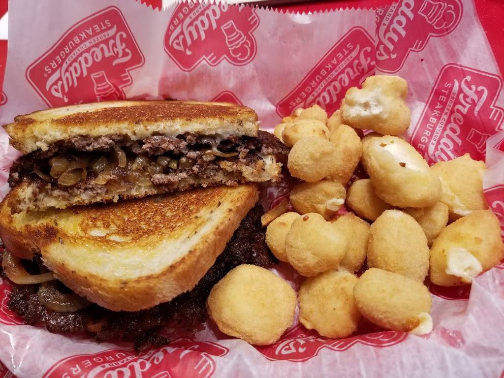 Freddys Frozen Custard & Steakburgers | restaurant | 3450 S Meridian Ave, Wichita, KS 67217, USA | 3162234322 OR +1 316-223-4322