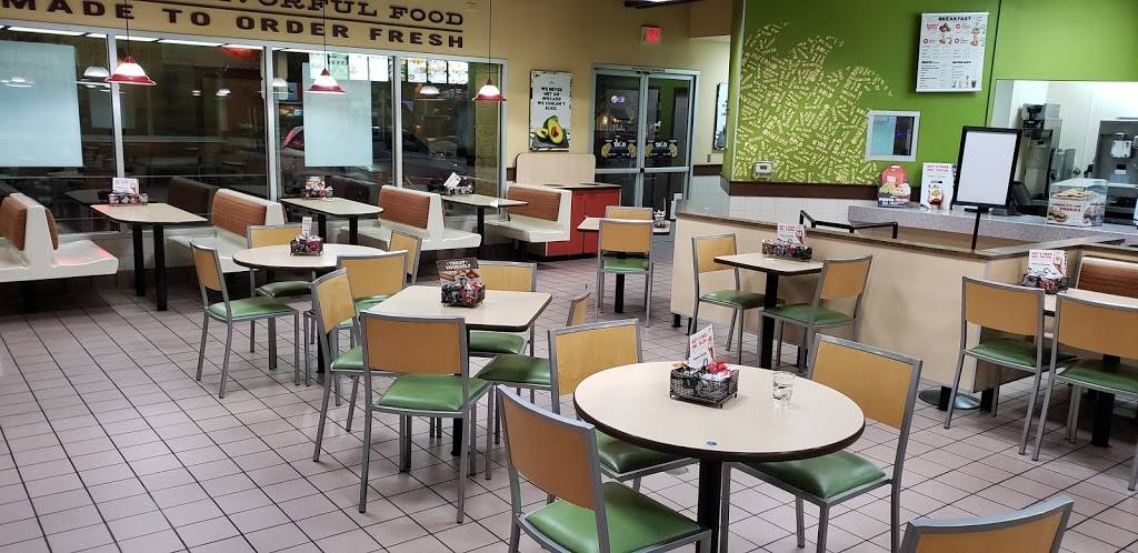 Del Taco | meal takeaway | 29245 Central Avenue, Lake Elsinore, CA 92532, USA | 9512452710 OR +1 951-245-2710