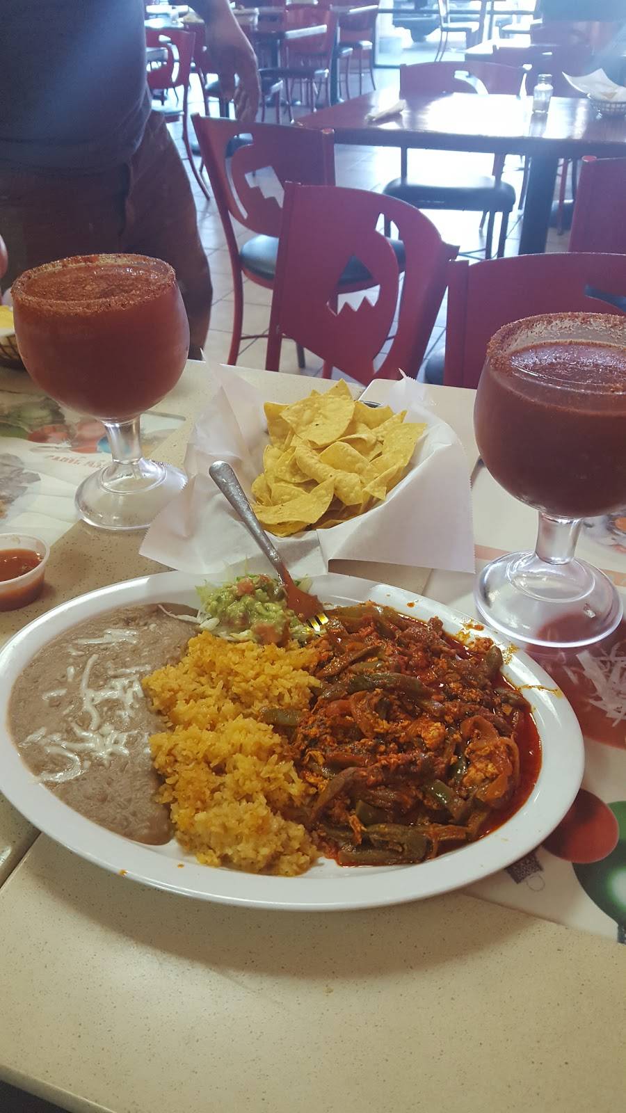 Las Chismosas Taqueria | restaurant | 1955 Monument Blvd #4E, Concord, CA 94520, USA | 9256913925 OR +1 925-691-3925