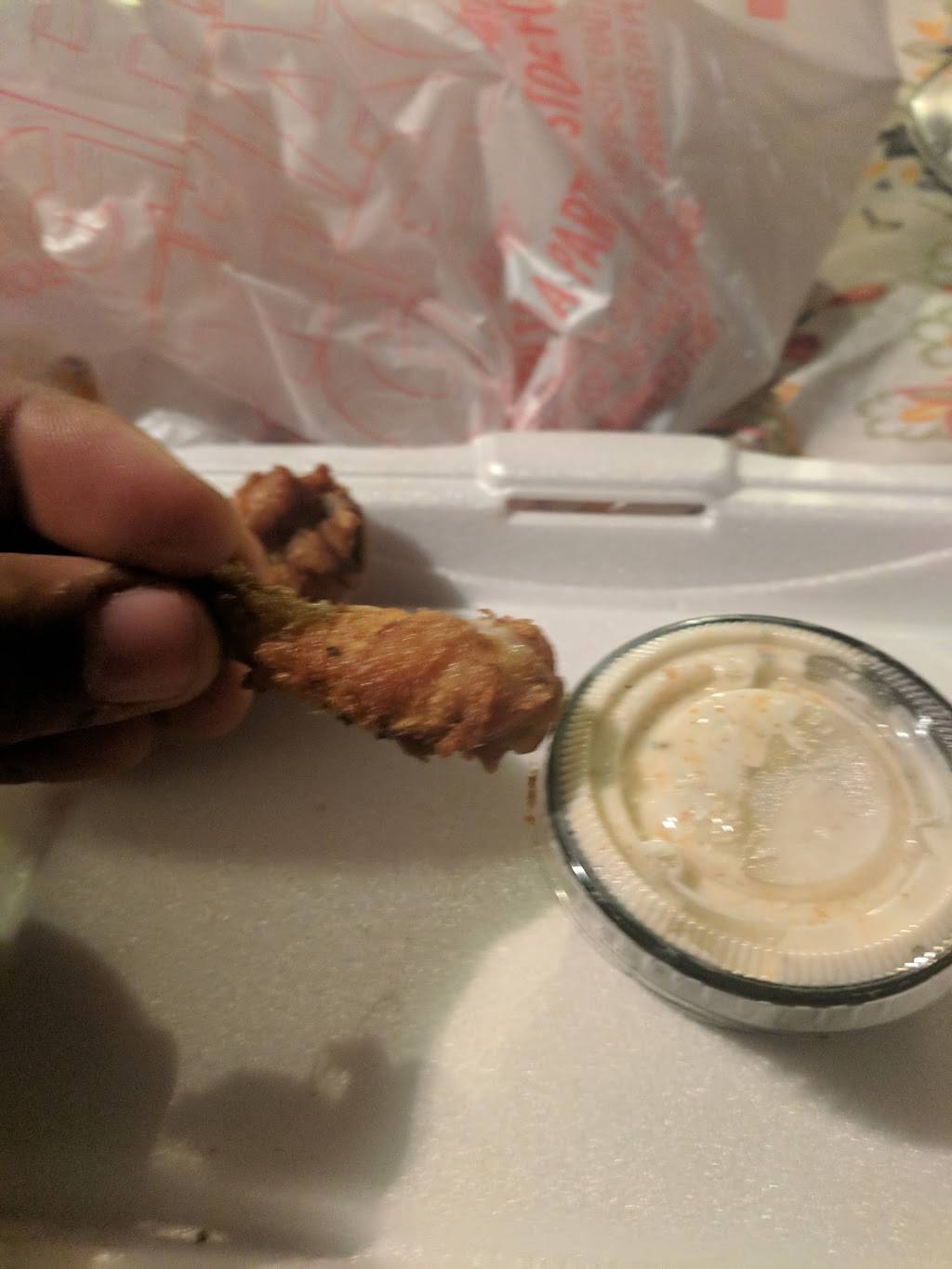 WingOut Express | restaurant | 1806 Avenue V, Birmingham, AL 35208, USA | 2052062814 OR +1 205-206-2814