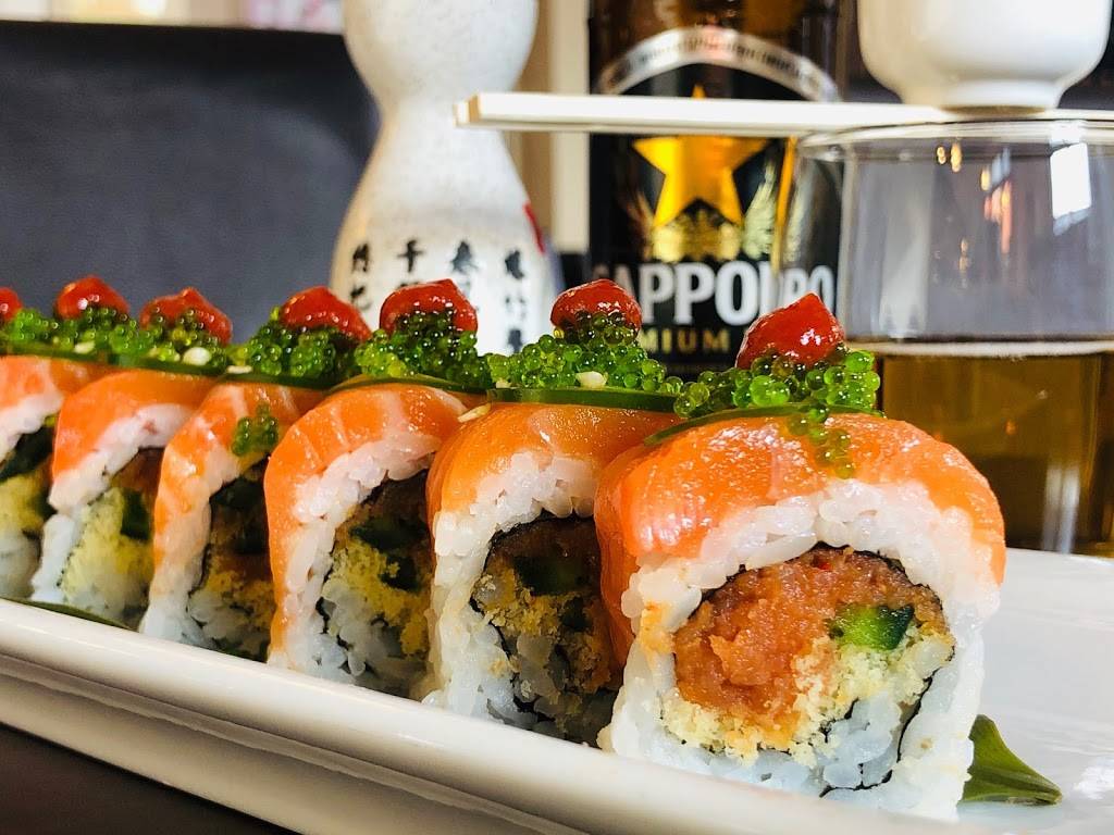 Grey Whale Sushi & Grill | restaurant | 129 N 10th St #113, Lincoln, NE 68508, USA | 4023278888 OR +1 402-327-8888