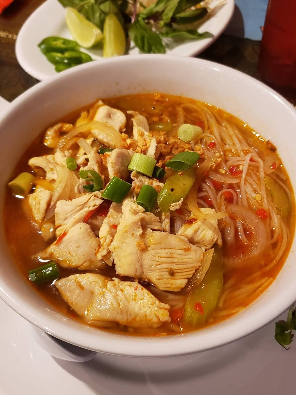 Thai Food & Eds Donuts | restaurant | 318 Moody Blvd, Flagler Beach, FL 32136, USA | 3866934902 OR +1 386-693-4902