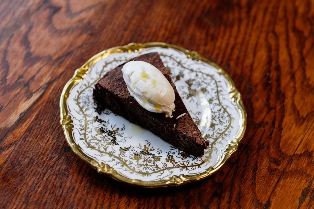 Antons | cafe | 570 Hudson St, New York, NY 10014, USA | 2129240818 OR +1 212-924-0818